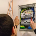 Почему одна люстра может посадить весь дом